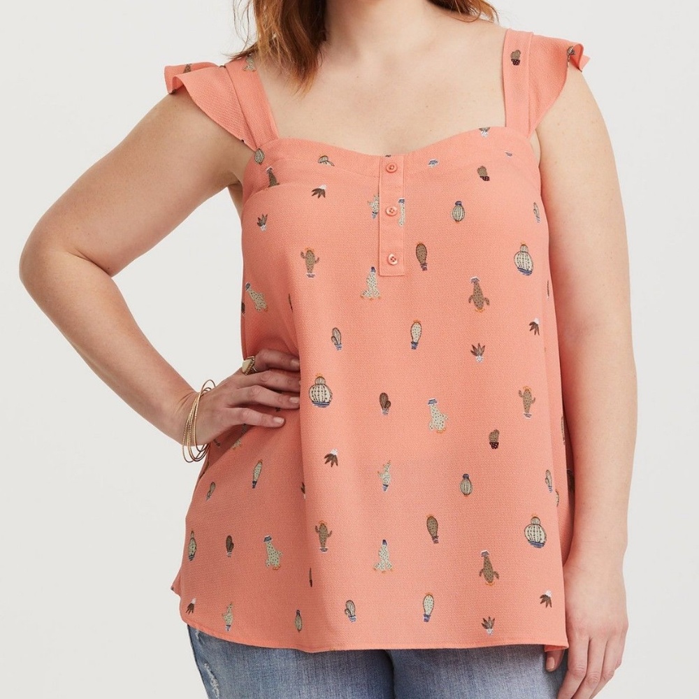 NWT Torrid cactus print blouse